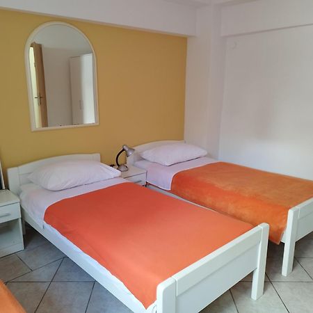 Guesthouse Lion Split Bagian luar foto