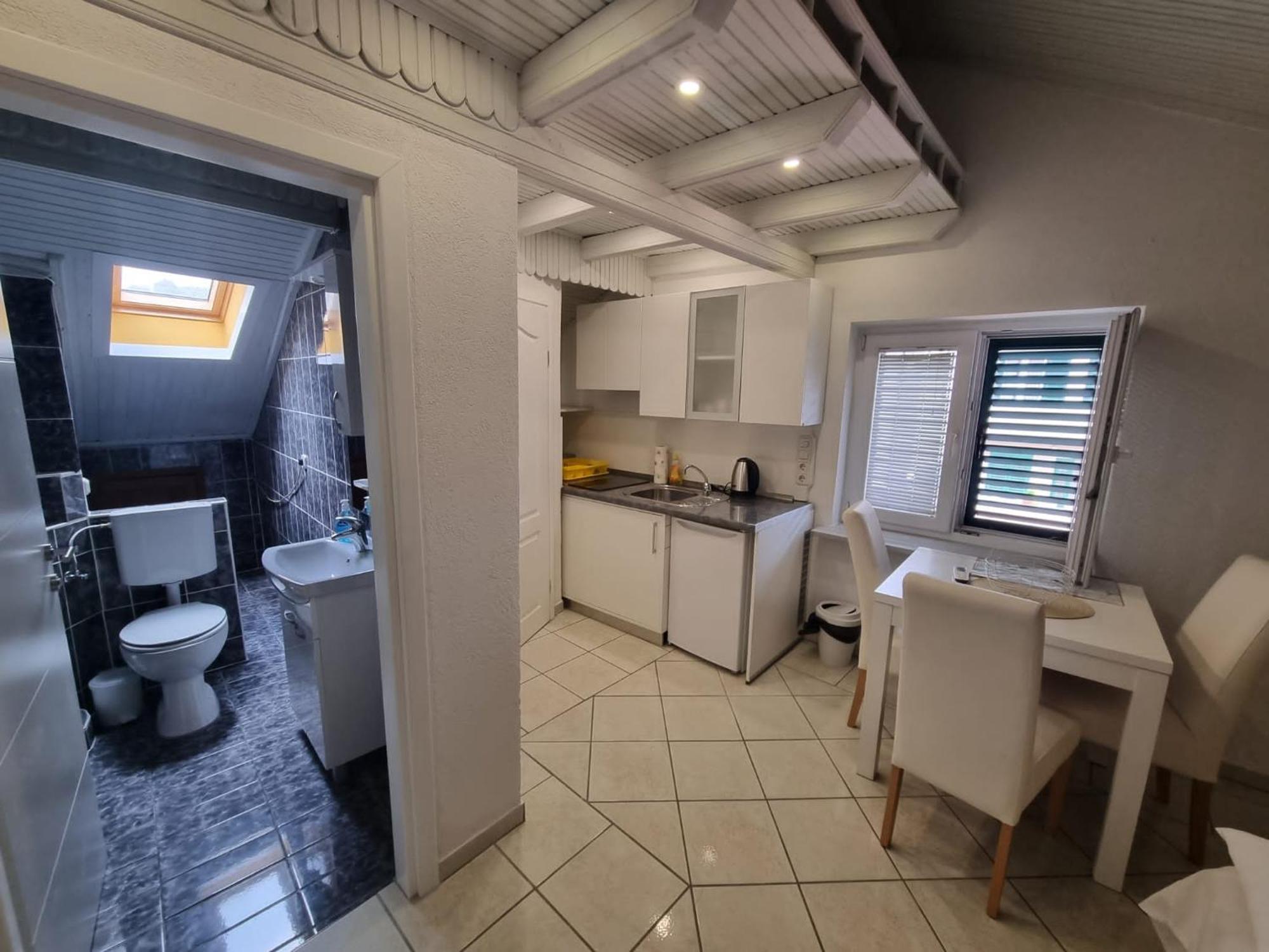 Guesthouse Lion Split Bagian luar foto