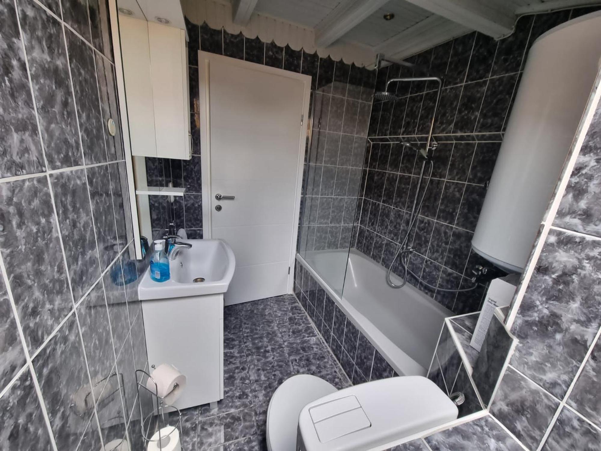 Guesthouse Lion Split Bagian luar foto