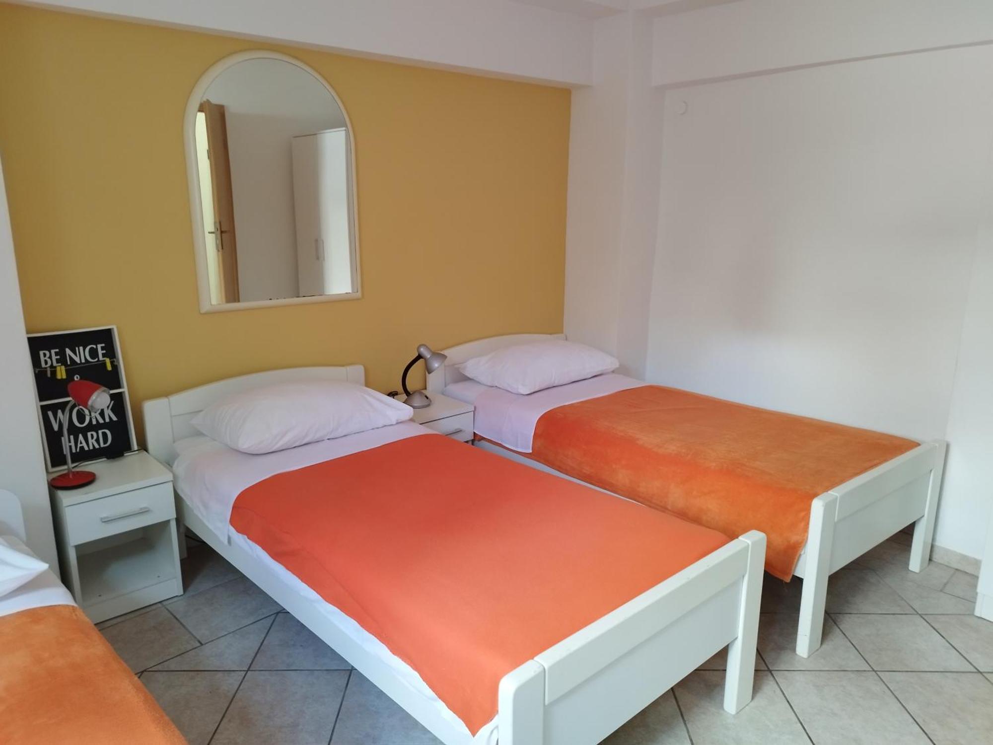 Guesthouse Lion Split Bagian luar foto