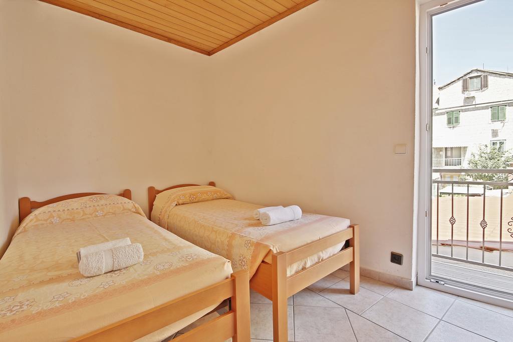 Guesthouse Lion Split Ruang foto